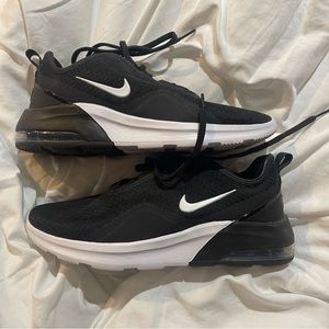 Nike Air Max Motion